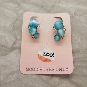 💖 1950s Vintage Blue Silver Cluster Earrings Clip On Lisner 💖
